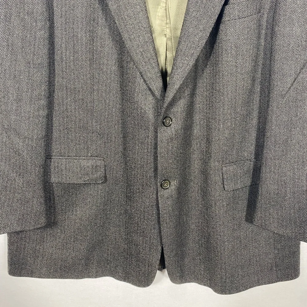 Austin Reed London Men’s Brown/Black Wool Herringbone Blazer size 48 Regular